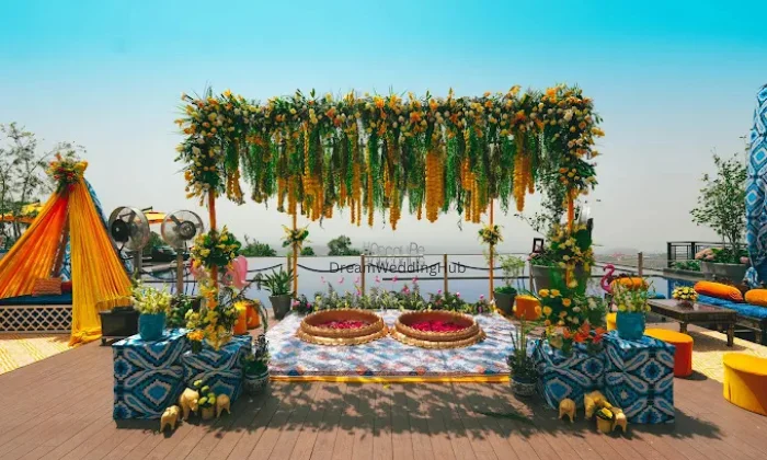 Natural wedding stage decoration
